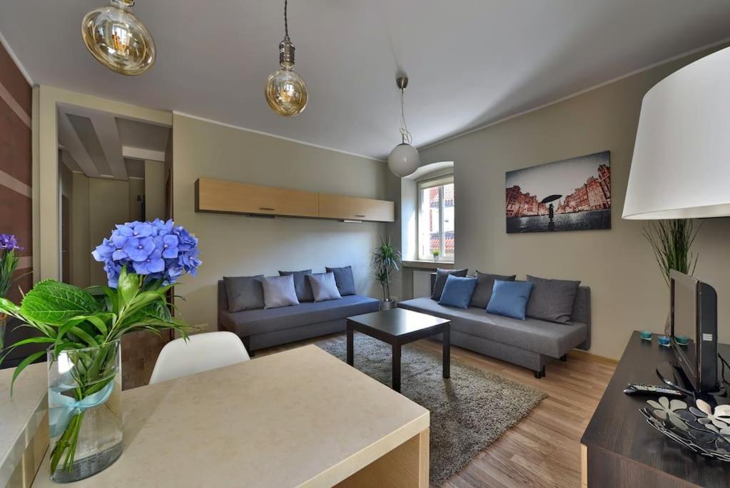 Ferienwohnung Argentis Wiezienna Breslau Exterior foto